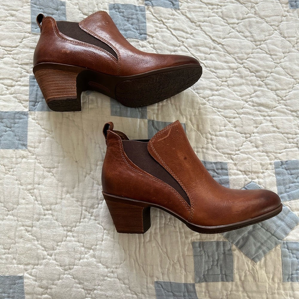 Comfortiva Bailey Ankle Booties